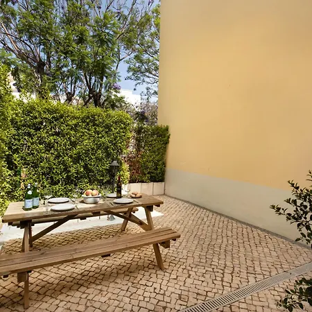 Casinha Amorosa Фару